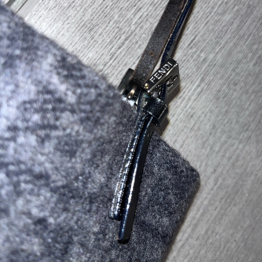 Fendi: Wool Cashmere Zucca Monogram Shoulder Bag - Picture 17 of 17